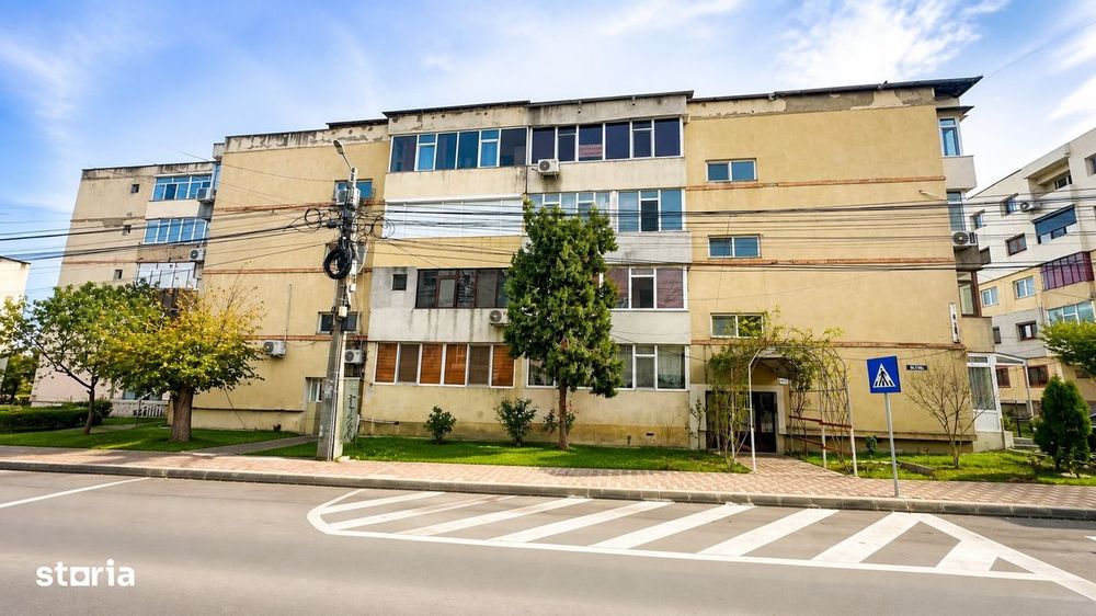 Cernavoda - Str. 9 mai, Apartament cu 3 camere - 69 mp - etaj 3