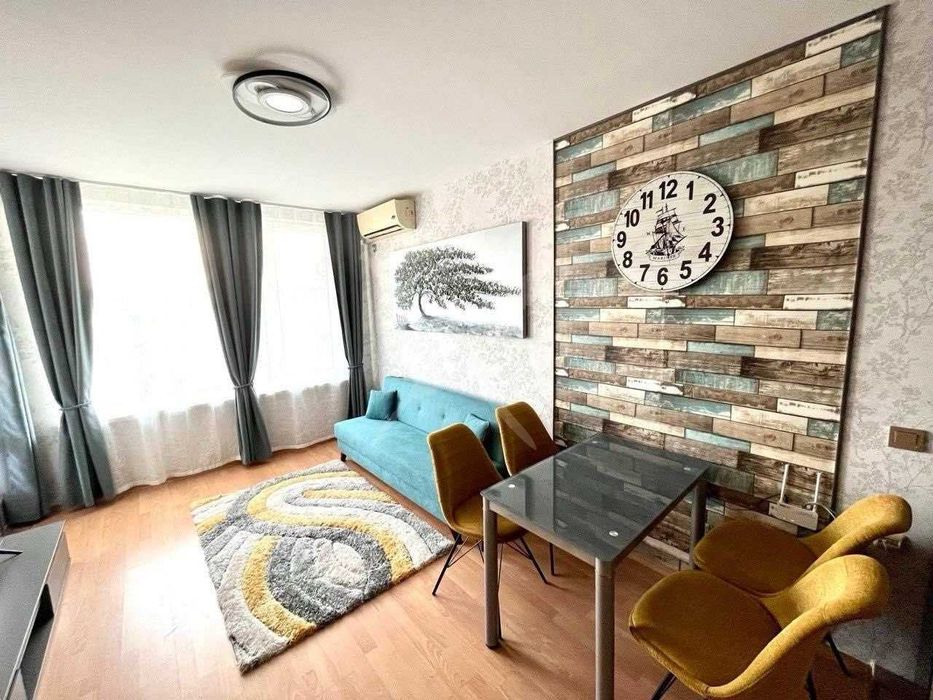Продава се Тристаен апартамент в к.к. Слънчев бряг - 84 кв.м за 881 €/кв.м - Снимка #1