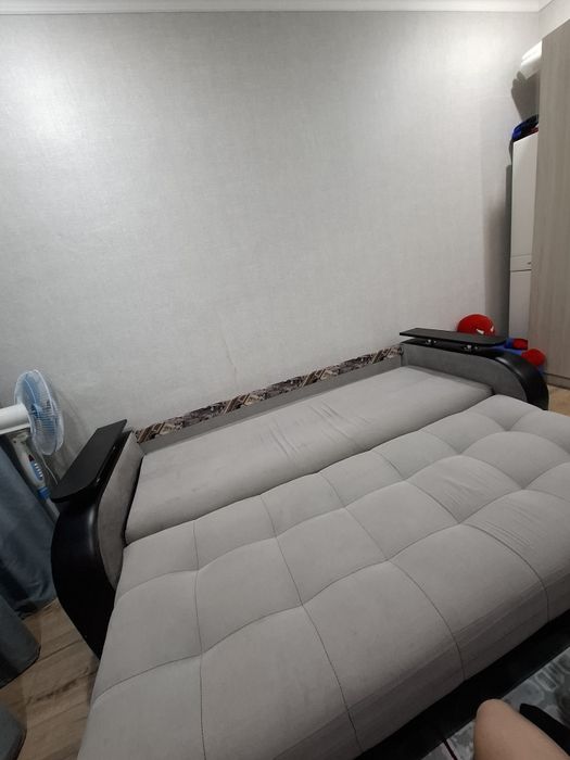 Продам диван 40 000