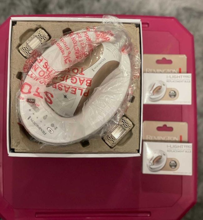 Фотоепилатор Remington i-Light IPL6000 + две чисто нови лампи