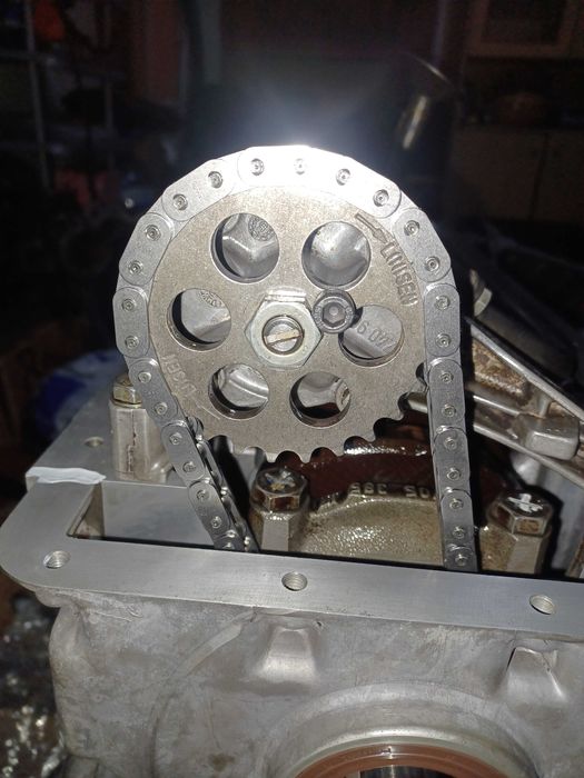 Маслена помпа м52б28 законтрена