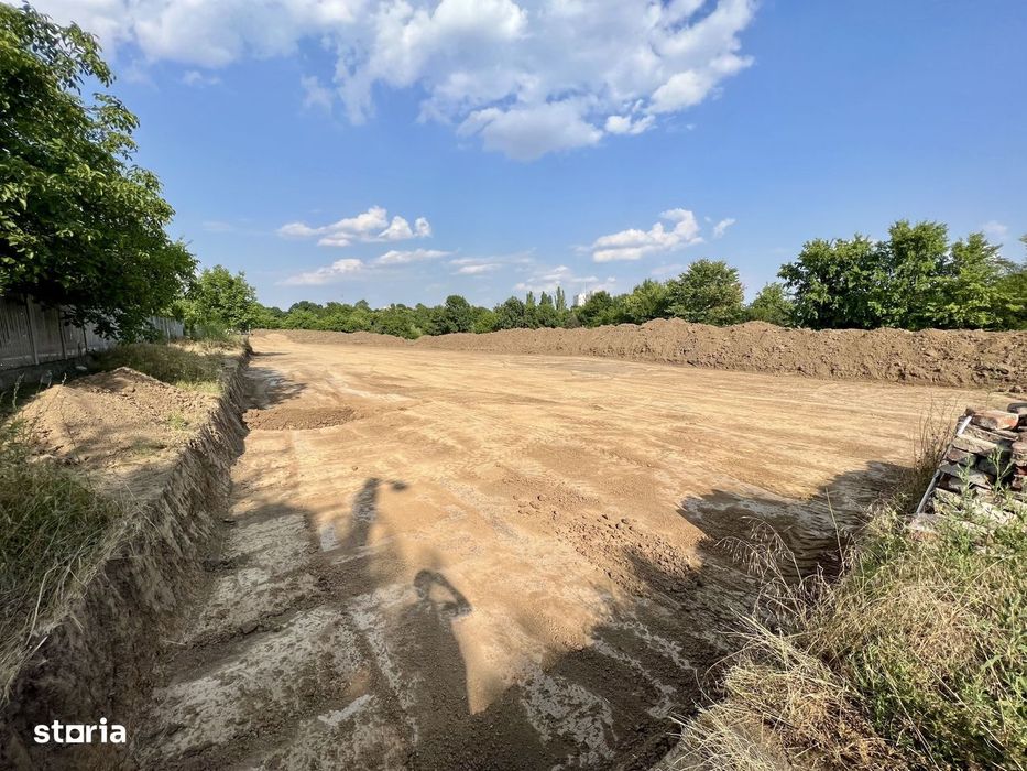 Teren 6000 mp pozitie deosebita lacul Baneasa adancime 140 m