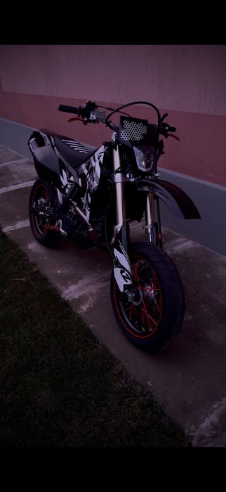 Suzuki drz 400 sm 2006, 7mii km , impecabil