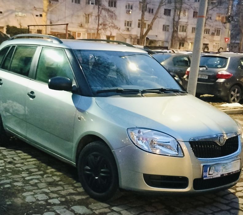 Vând Skoda Fabia