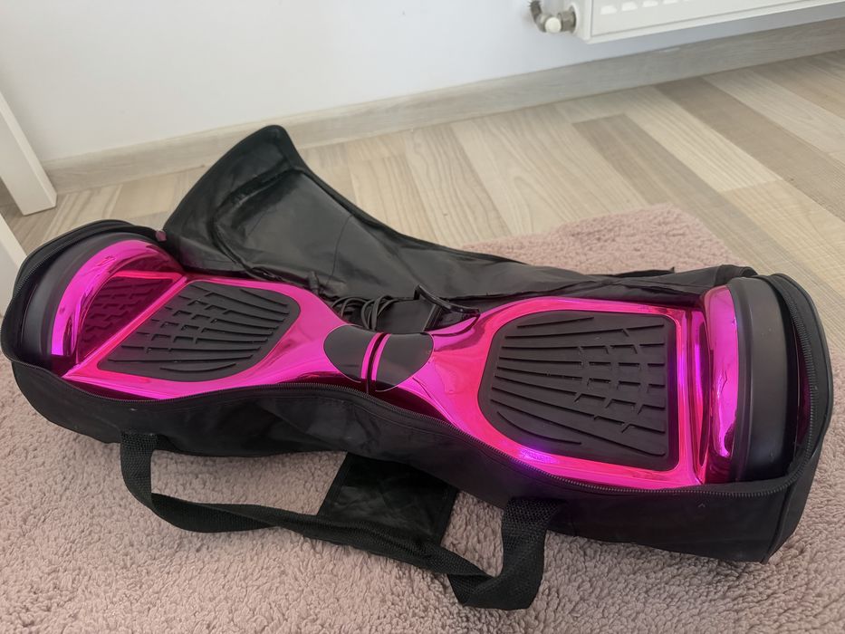 Hoverboard cu lumini si bluetooth