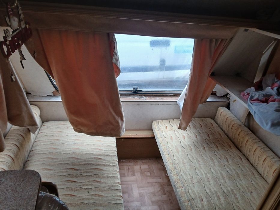 Продавам караван