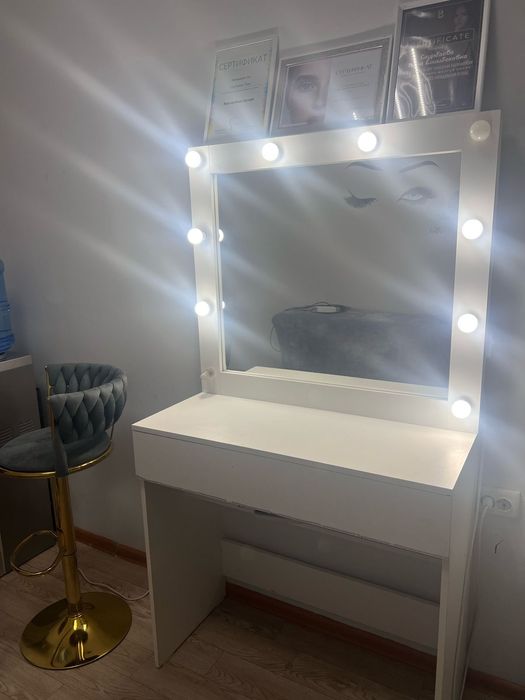 Стул   визажиста