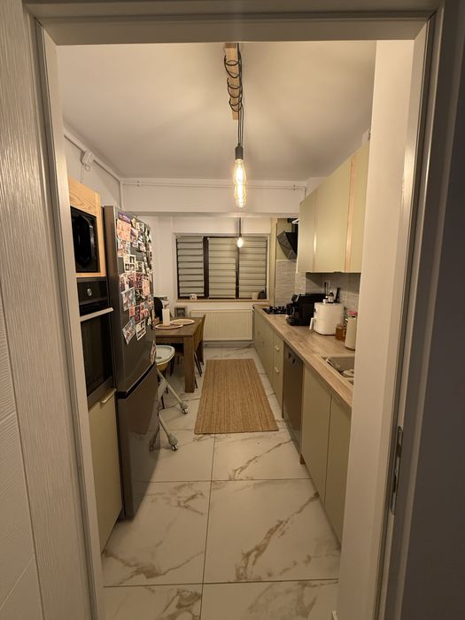 Vand apartament 3 camere centrala proprie( Doamna Ghica) Proprietar