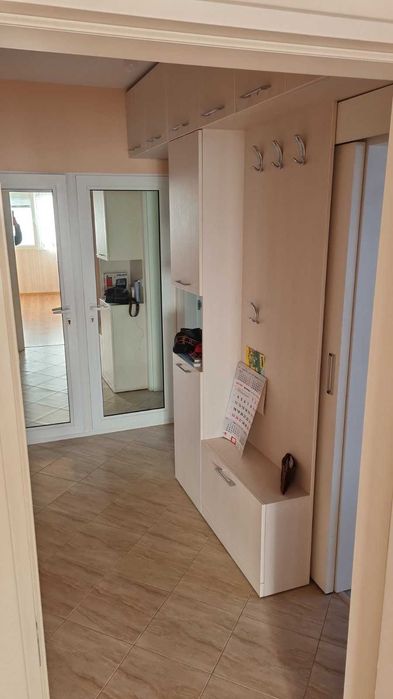 Продава се Тристаен апартамент в Бургас, Възраждане - 75 кв.м за 986 €/кв.м - Снимка #4