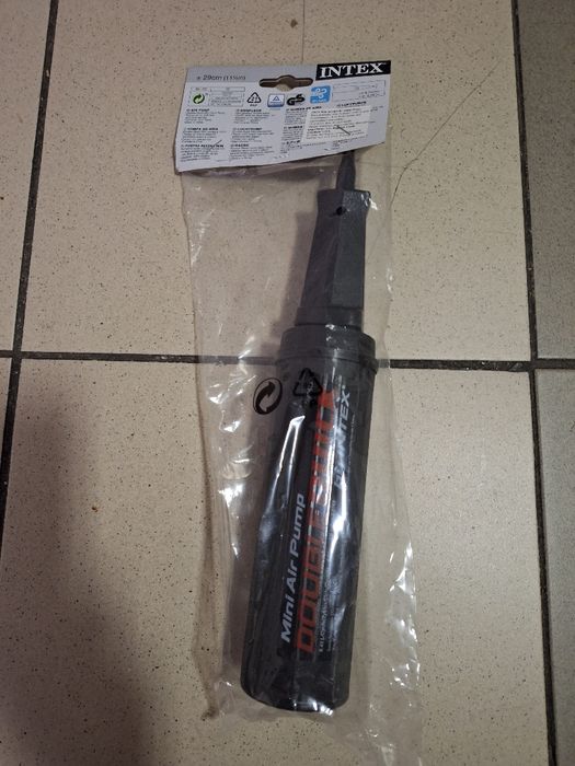 Mini pompă de mână