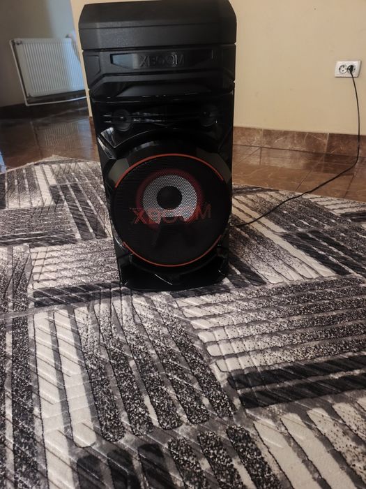 Vând Boxă activă LG