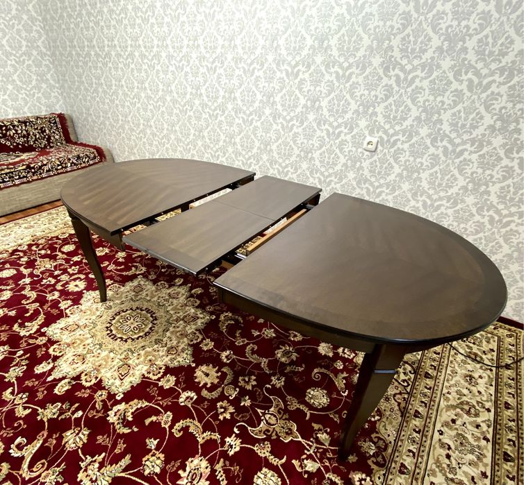 стол Малайзия качественный