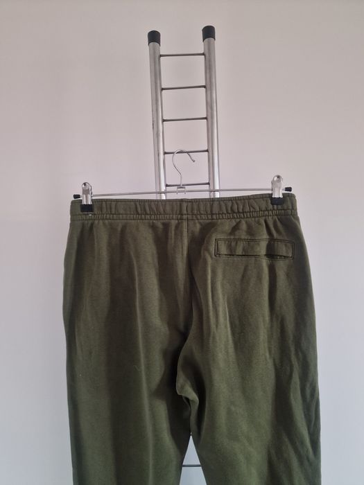 Страхотно мъжко спортно долнище NIKE размер М