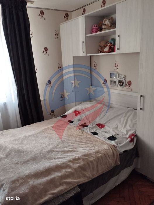 Oferta Redusa - Apartament 4 Camere Calea Bucuresti - Vanzare — fotografia 3