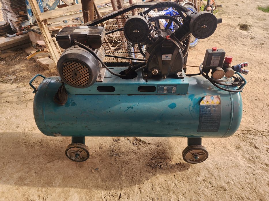 Kampressi sotiladi ishlashi zor