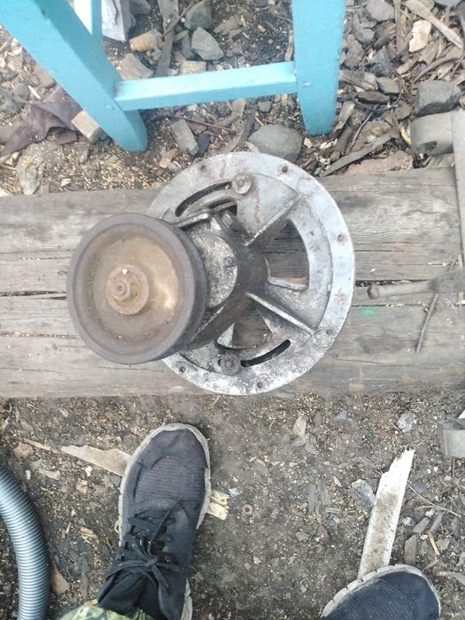 Продам мотопомпу