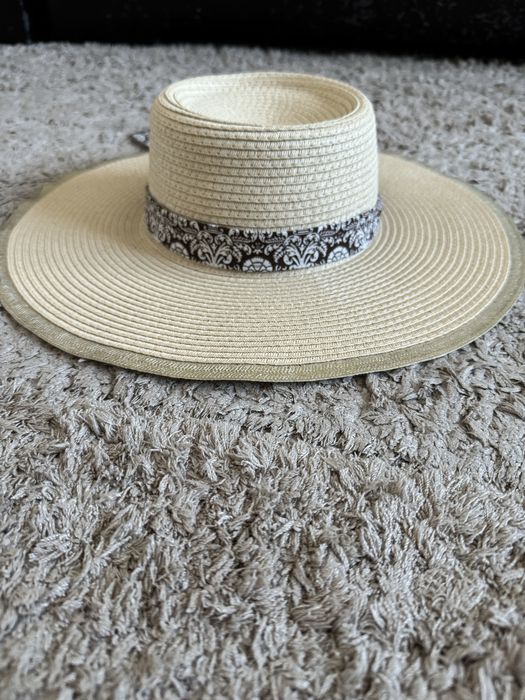 Летние соломенные шляпки