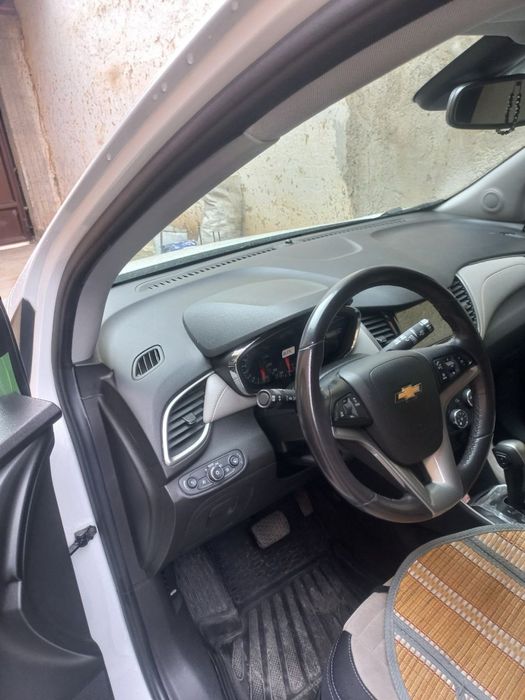 Tracker 1 full pozicia