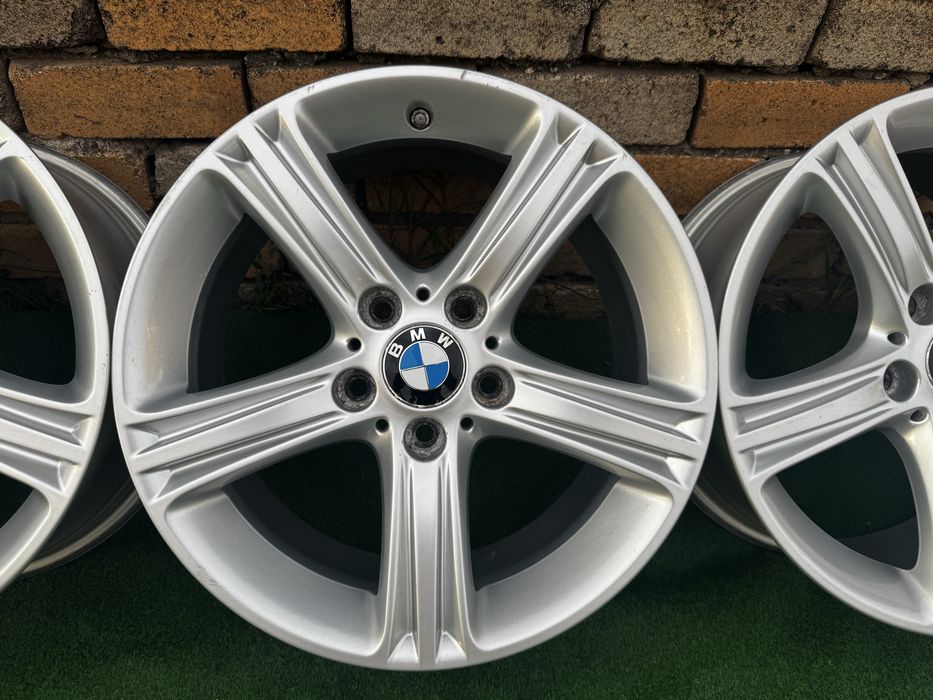 4 броя Джанти БМВ BMW Style 393 17 цола за F30 F31 F32 F36 e90 e87 e46