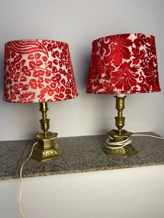 Set 2 veioze vintage cu abajur din catifea brocata
