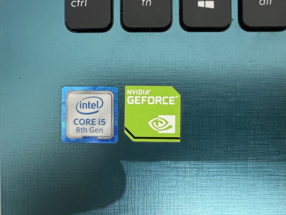 Asus s15 в хорошем состоянии