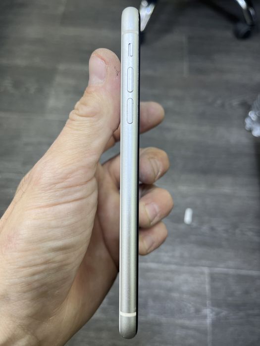Продаю iPhone 11, 64 gb