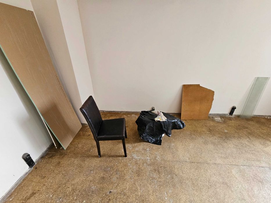 Продава се Двустаен апартамент в Разград, Орел - 75 кв.м за 782 €/кв.м - Снимка #3