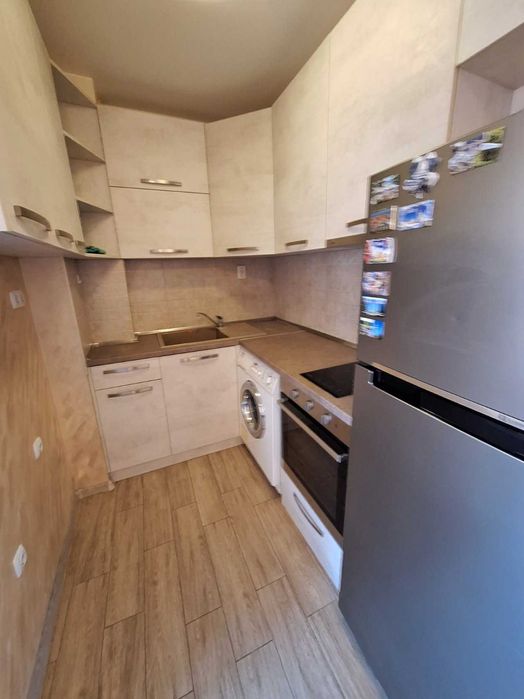 Продава се Тристаен апартамент в Пловдив, Южен - 72 кв.м за 1098 €/кв.м - Снимка #4