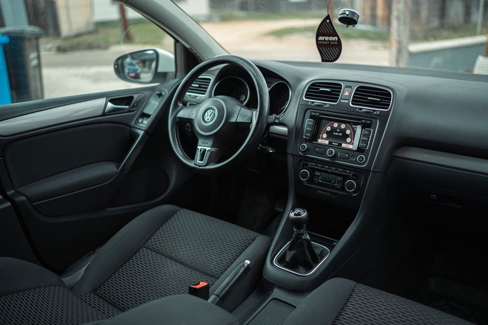 Volkswagen Golf 6 1.6 Tdi 2011 POSIBILITATE RATE