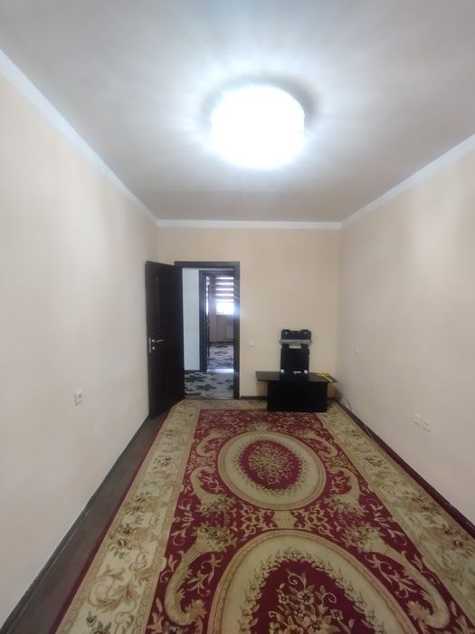 Аренда Сергели 5а. 3 хона факат оила берилади расмдаги уй