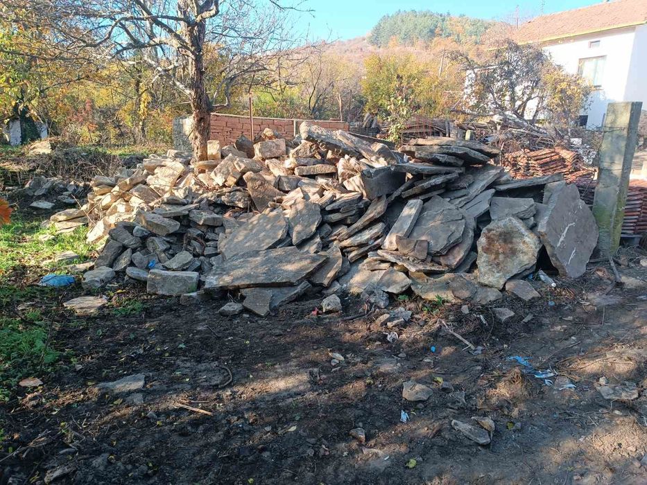 Продавам дялан камък!  Цена по договаряне!