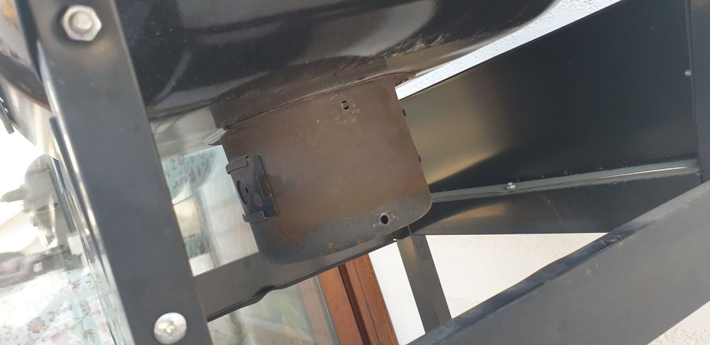 Барбекю на въглища