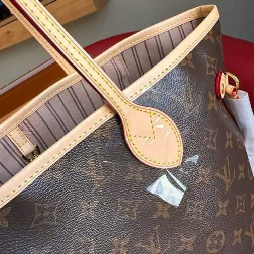 Geanta de mana dama  Louis Vuitton 511-19-1