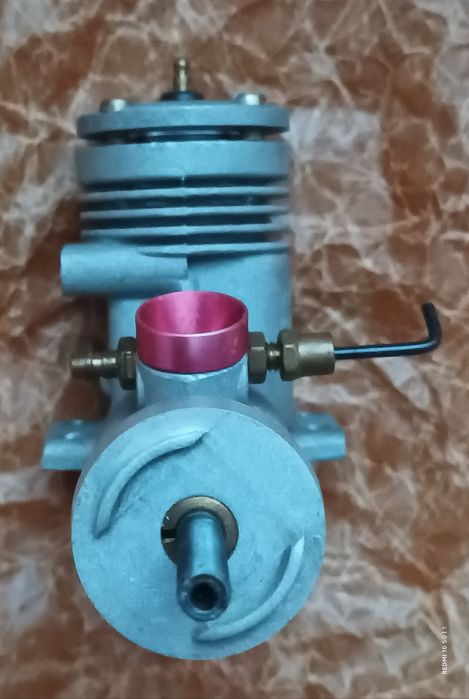 Микродвигател за авиомодел ,Метеор МД -2,5А