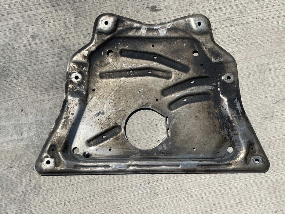 Scut aluminiu original Bmw X5 F15 - X6 F16 cod 6853814