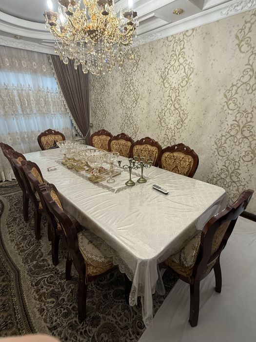 Стулья деревянные