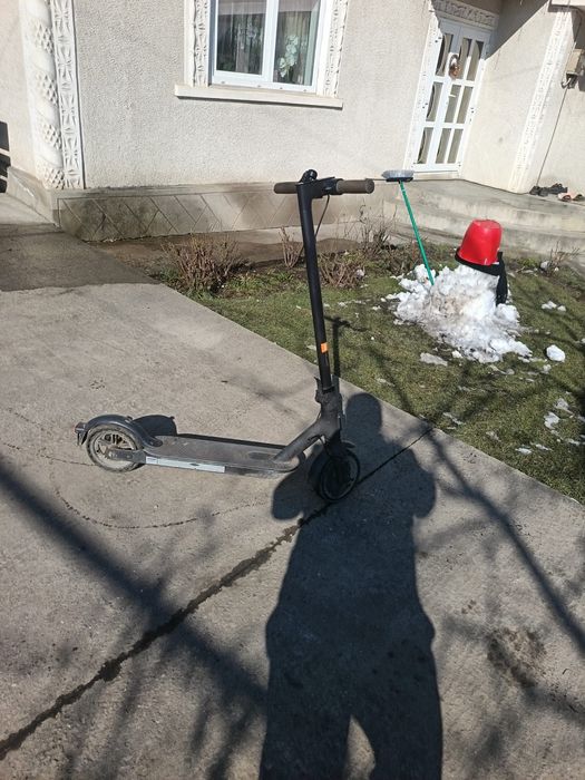 Vand trotineta electrica xiaomi 1s in stare foare buna