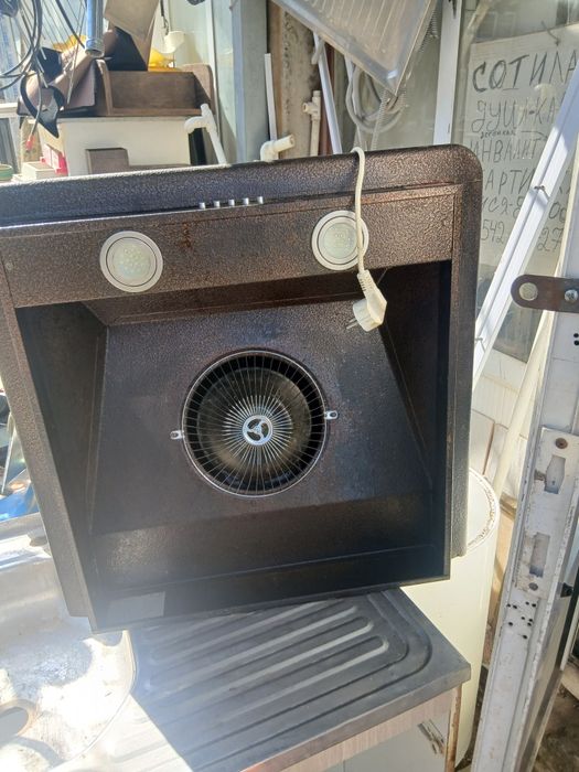 Вытяжка для газа .