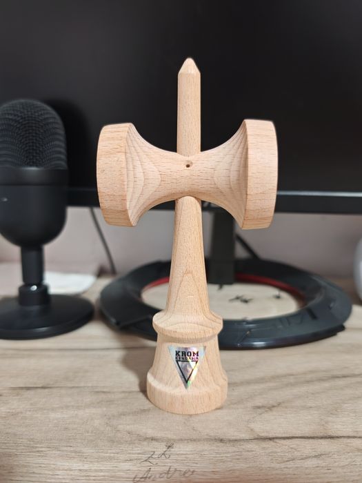 Ken KROM Lambo Shape Beech Nou