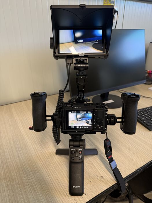Setup complet vlogging/video Sony ZV-E10 4K + accesorii premium