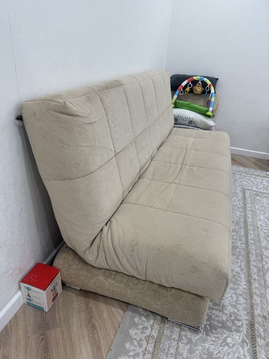 Продается  диван