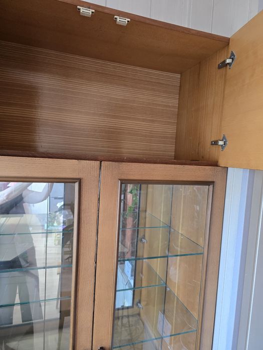 Шкаф из нескольких секций