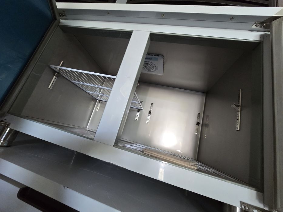 Stol xaladelnik muzlatkich