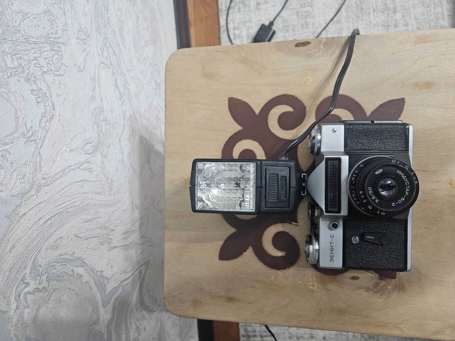 Продаю фотоаппарат Зенит-Е