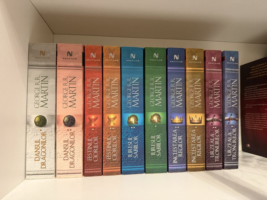 Urzeala tronurilor - set 10 carti