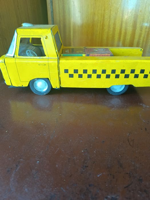 Furgoneta taxi metaloglobus veche stare f buna