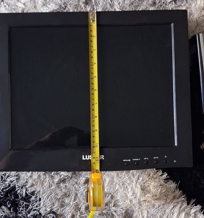 Televizor mic Lustar