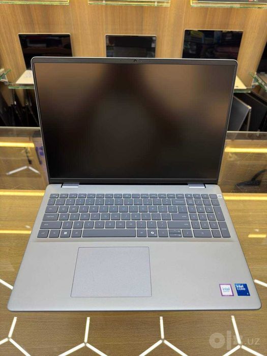 Noutbuk Dell 16 Intel Core 7 150U 32/1TB 16.0" WUXGA IPS Touchscreen