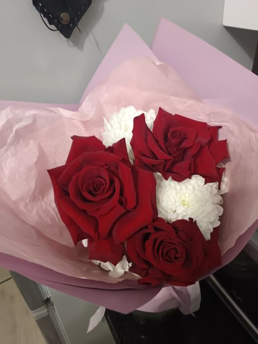 Продам цветы по 5000тг