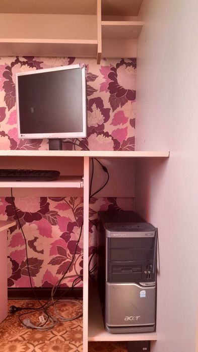 Продается двухъярусный кровать для девочки